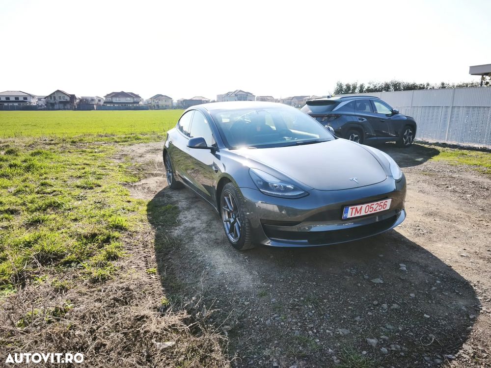 Tesla Model 3 Standard - 4