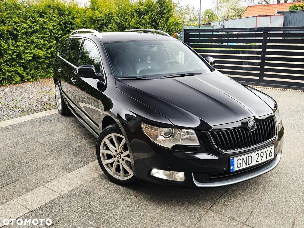Skoda Superb 2.0 TDI Platinum DSG - 2