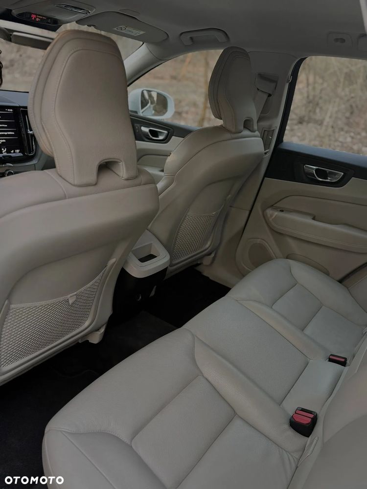 Volvo XC 60 D5 AWD Inscription - 14