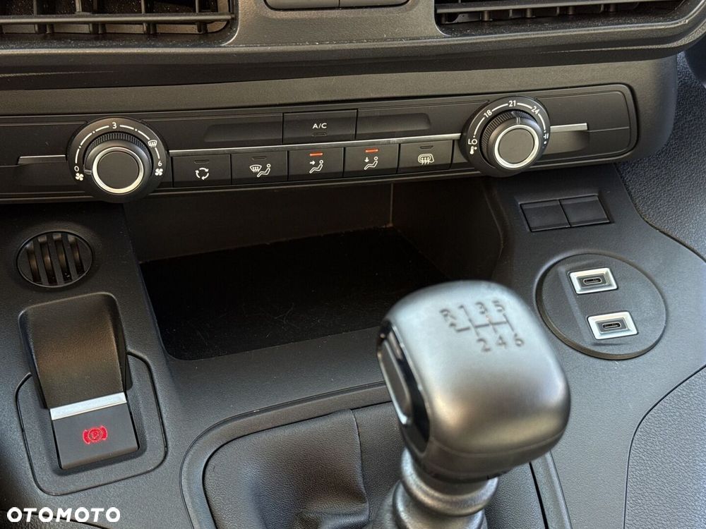 Toyota PROACE CITY - 24
