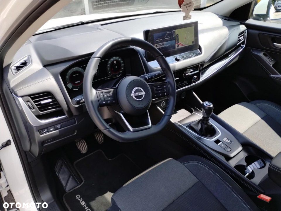 Nissan Qashqai - 11