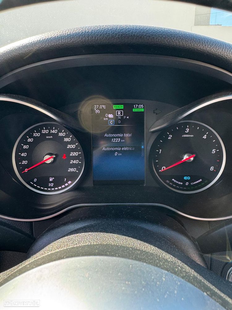Mercedes-Benz C 300 de AMG Line - 14