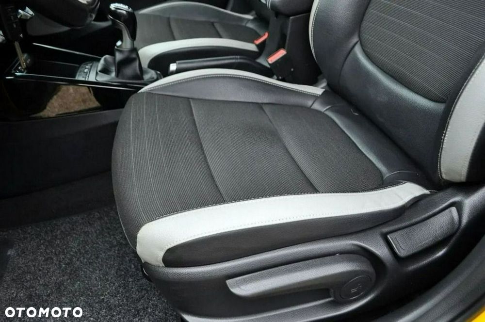 Kia Stonic 1.0 T-GDI 120 Spirit - 14