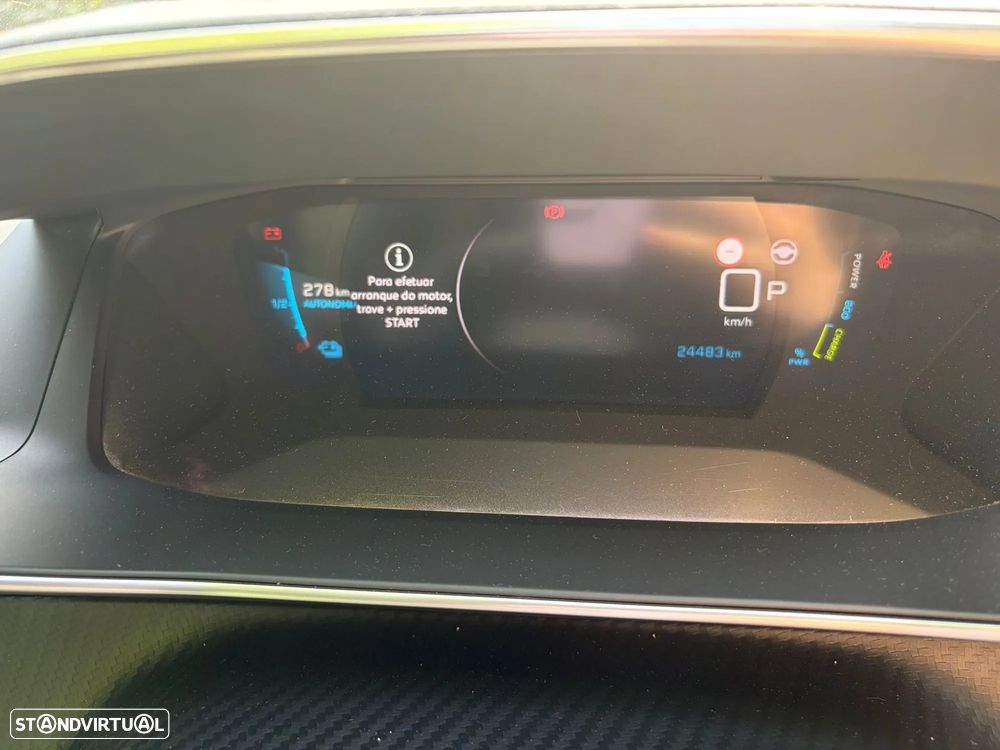 Peugeot e-208 GT - 9