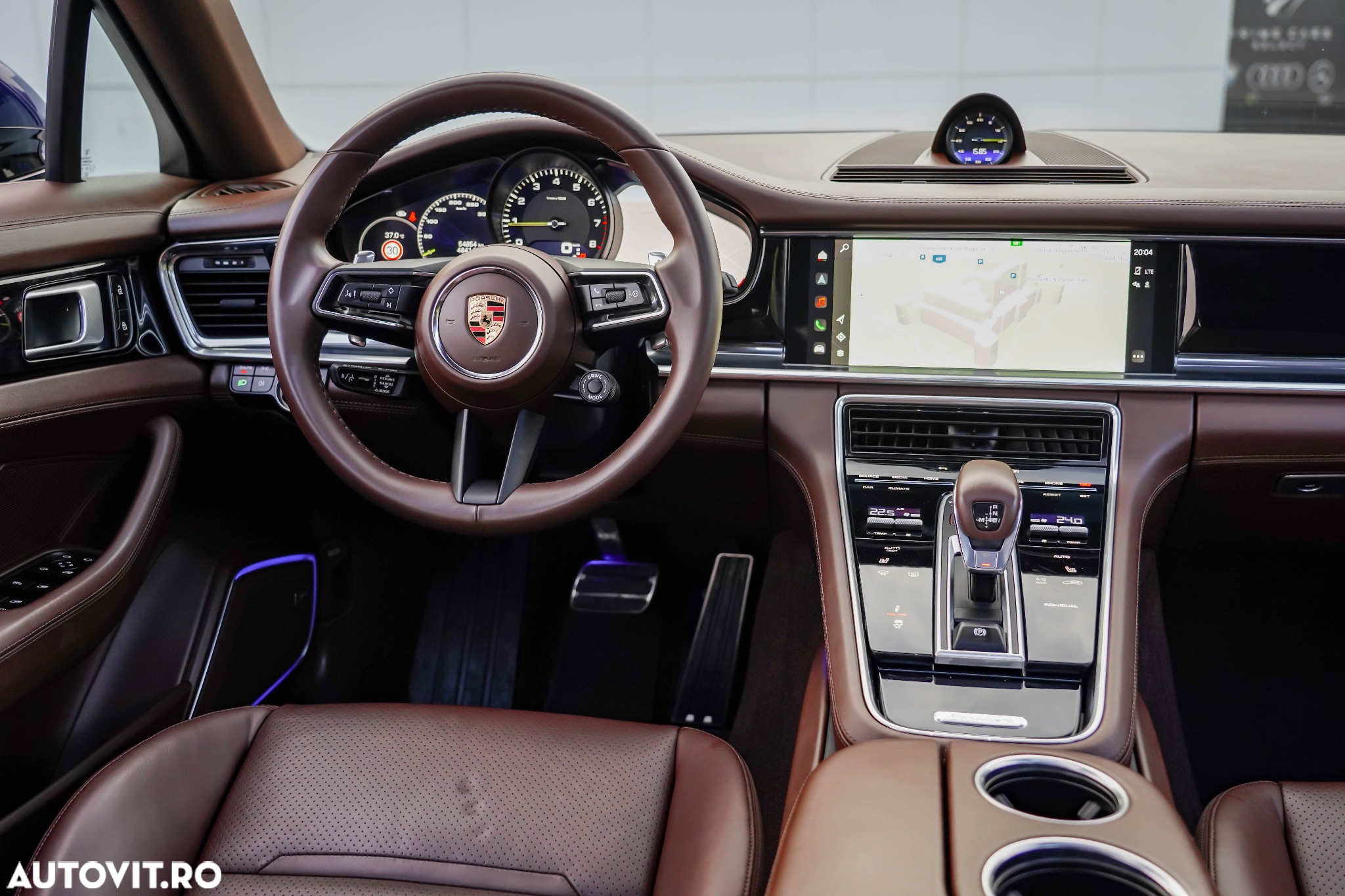 Porsche Panamera 4 E-Hybrid - 8