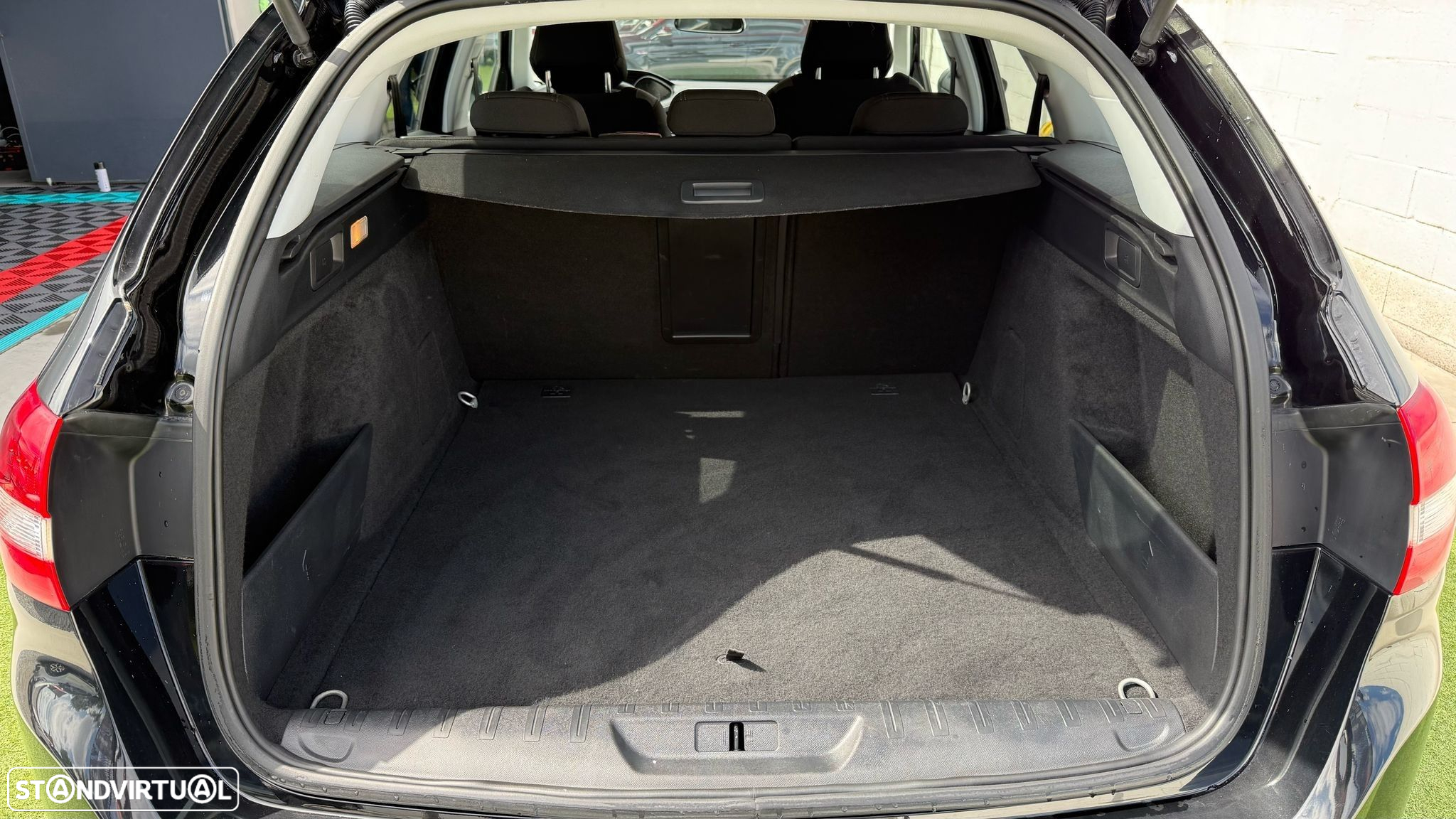 Peugeot 308 SW 1.6 BlueHDi Style - 8