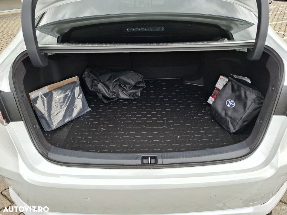 Toyota Corolla - 7