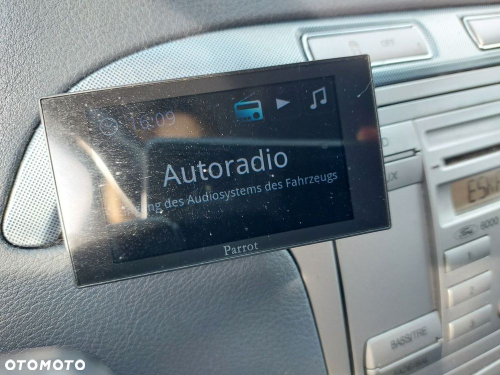 Ford S-Max - 26