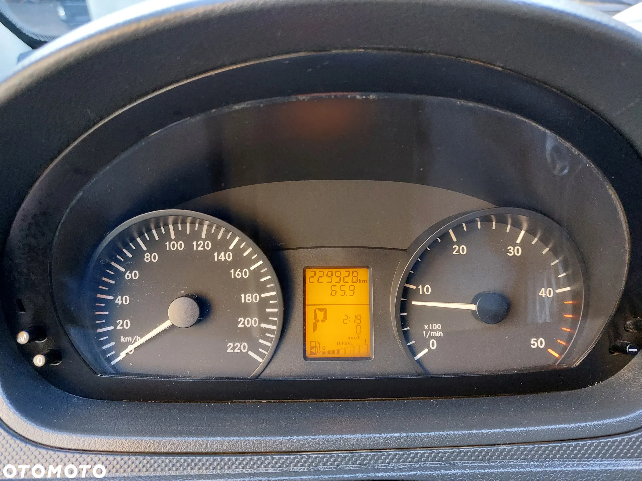 Mercedes-Benz Vito - 21