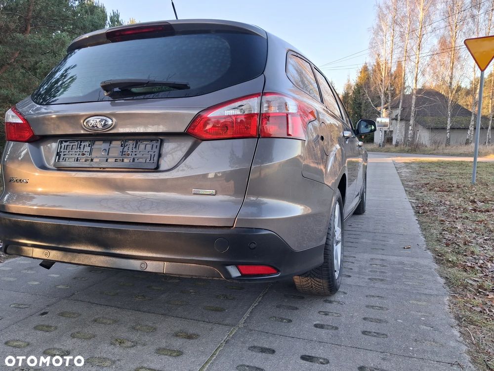Ford Focus 1.0 EcoBoost Trend - 9