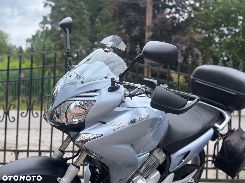 Honda XL - 18