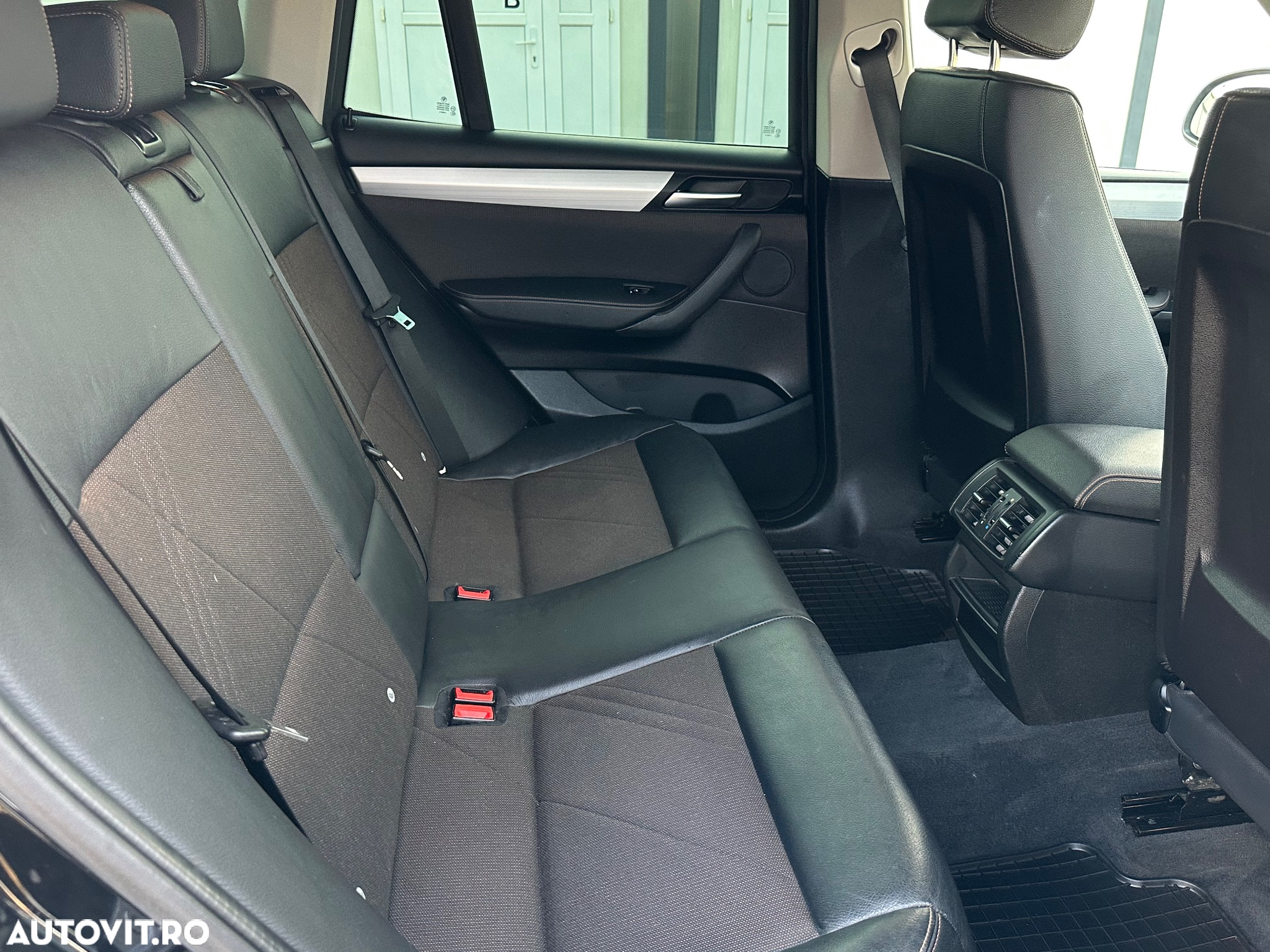 BMW X3 xDrive20d AT xLine - 10