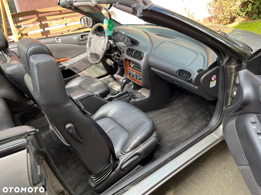Chrysler Stratus - 22