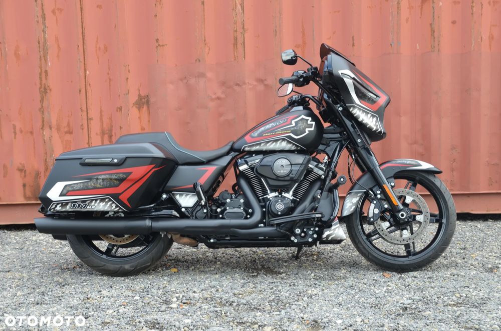 Harley-Davidson Touring Street Glide - 8