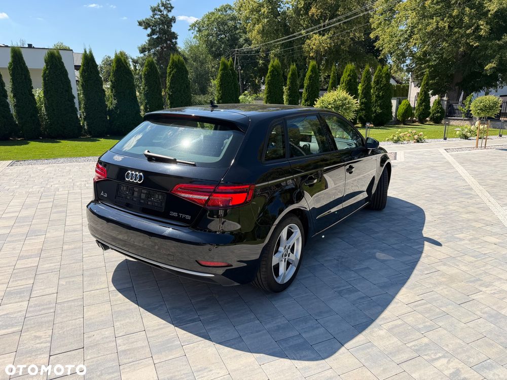 Audi A3 Sportback 35 TFSI Sport S tronic - 5
