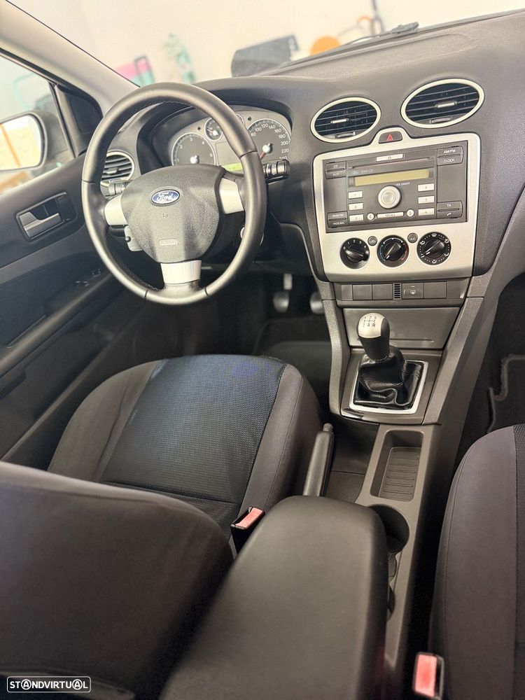 Ford Focus 1.6 TDCi Sport - 14