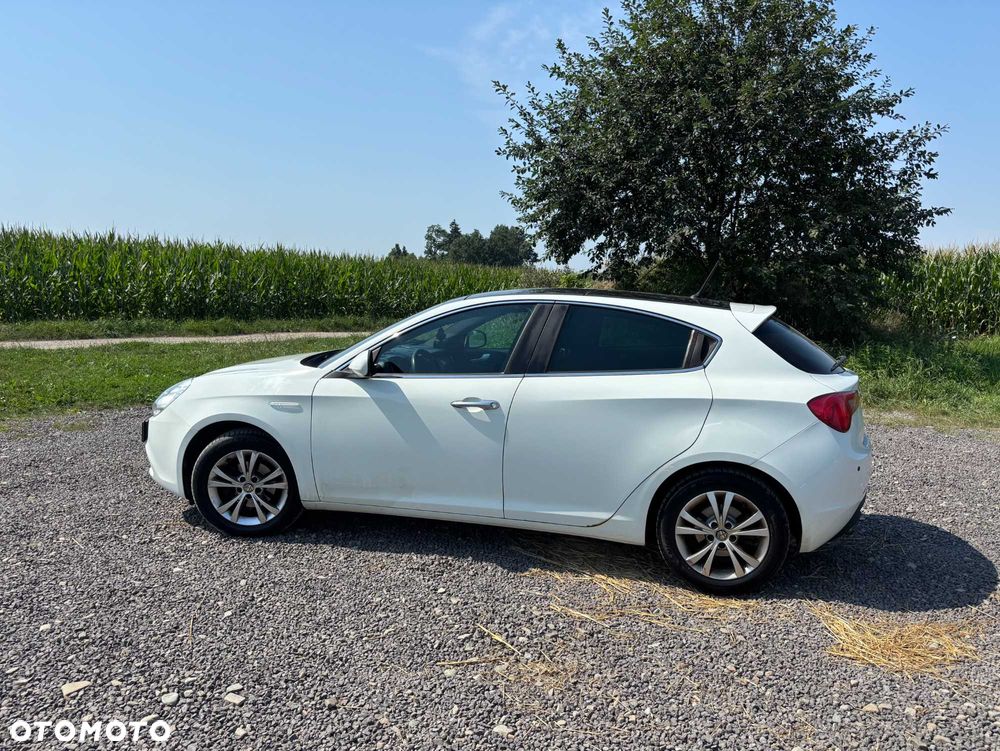 Alfa Romeo Giulietta - 5