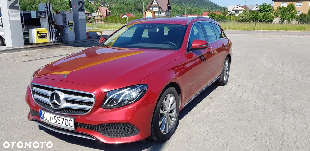 Mercedes-Benz Klasa E ver-200-d-9g--tronic-exclusive - 3