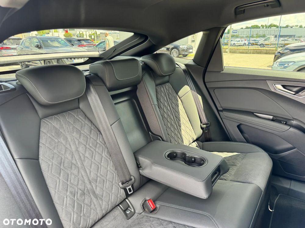 Audi Q4 e-tron 45 82kWh - 35