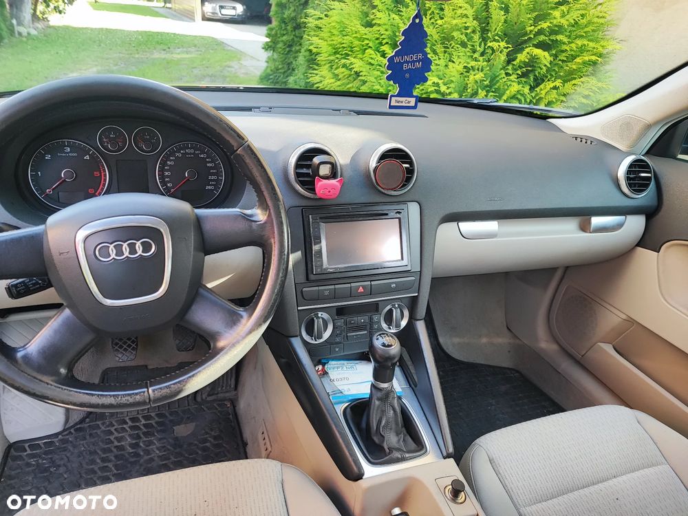Audi A3 Sportback 2.0 TDI DPF Ambiente - 14