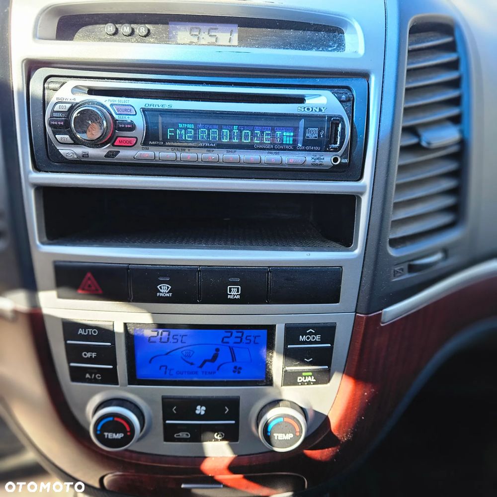 Hyundai Santa Fe - 22