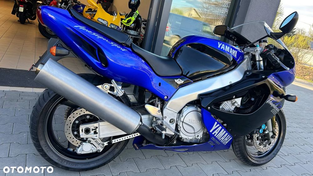 Yamaha Thunderace - 19