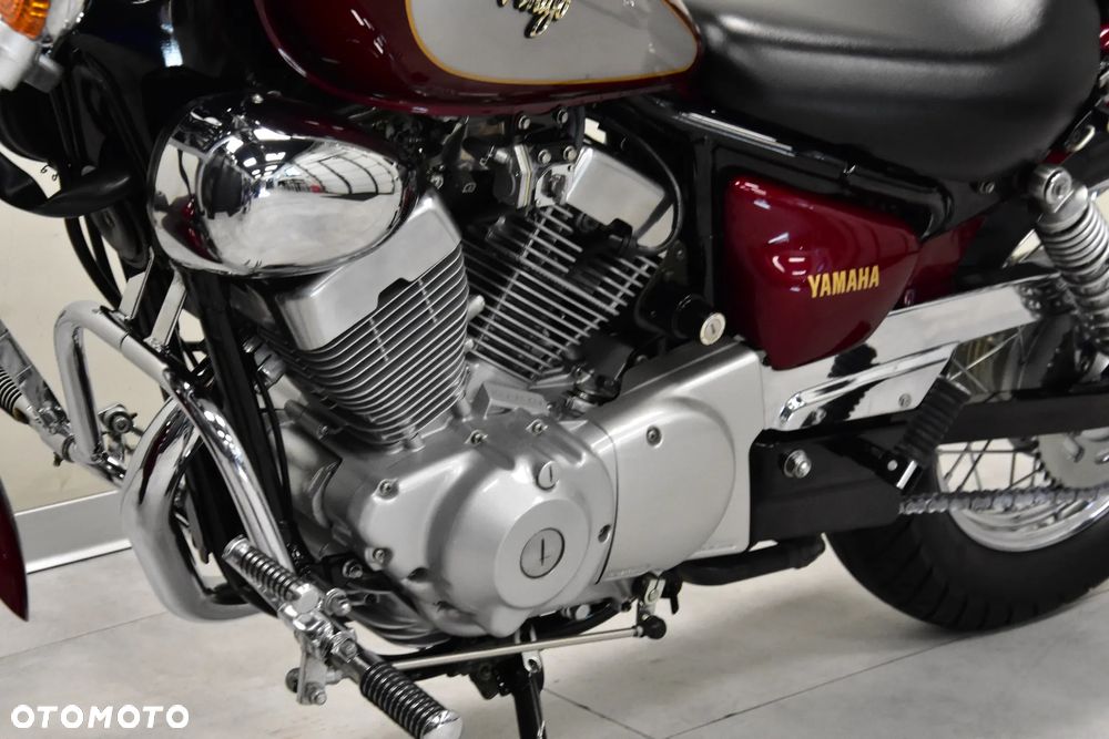 Yamaha XV - 28