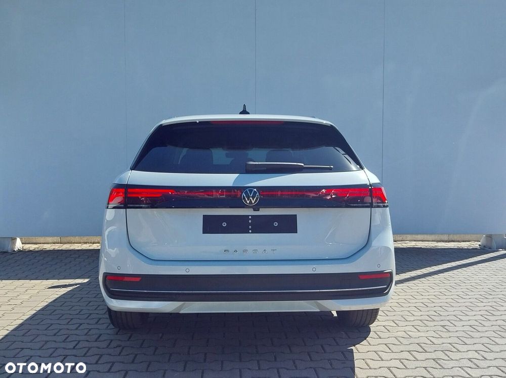 Volkswagen Passat Variant - 4