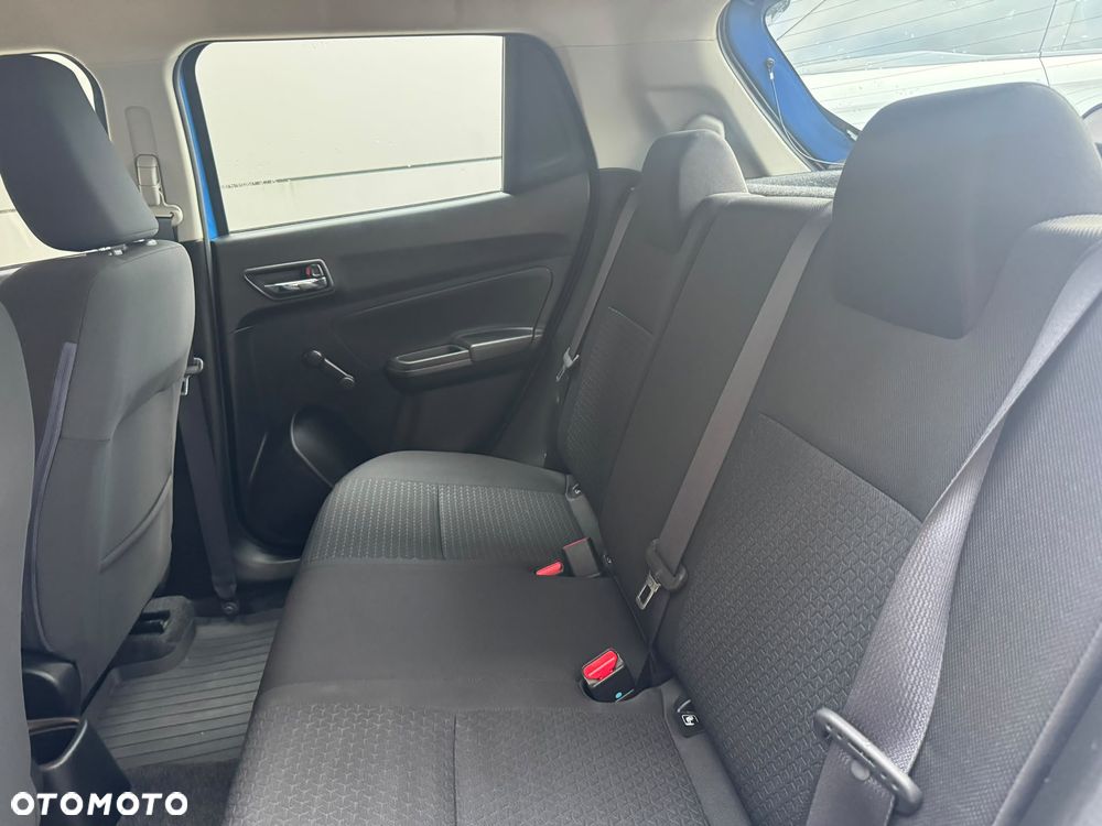 Suzuki Swift 1.2 Premium - 12