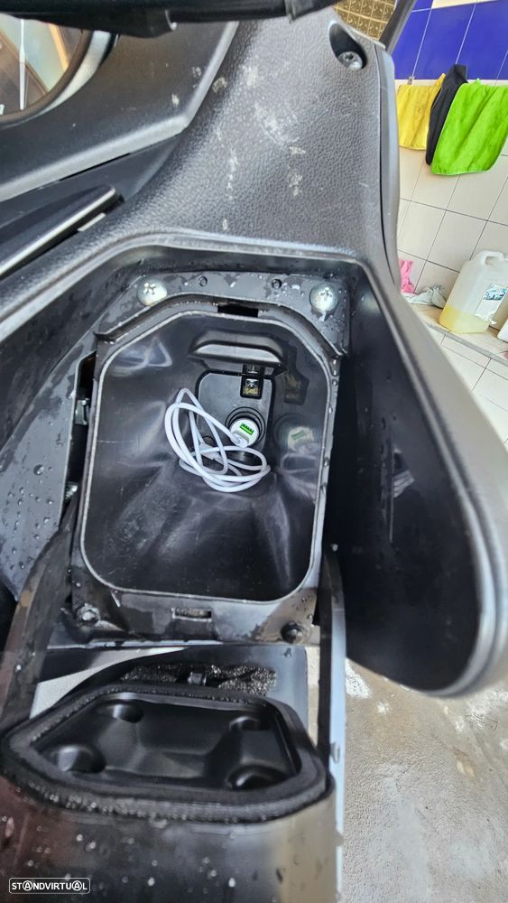 Yamaha TMAX TECH MAX - 20