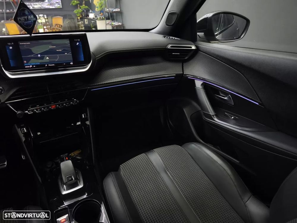 Peugeot 2008 1.5 BlueHDi GT Line EAT8 - 29