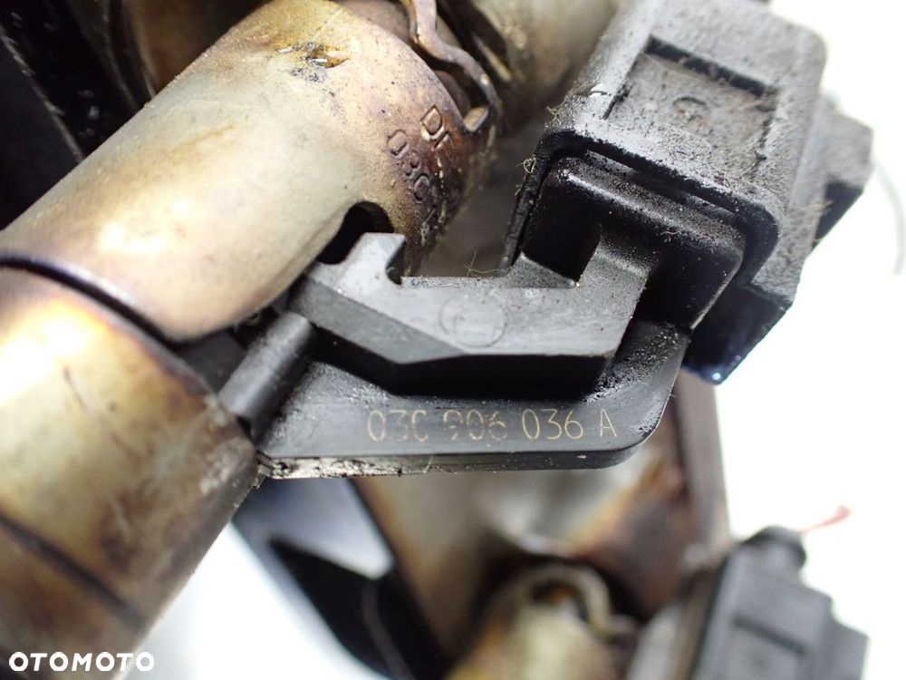 LISTWA WTRYSKOWA VOLKSWAGEN TOURAN 1.6FSI 03C133204G - 8