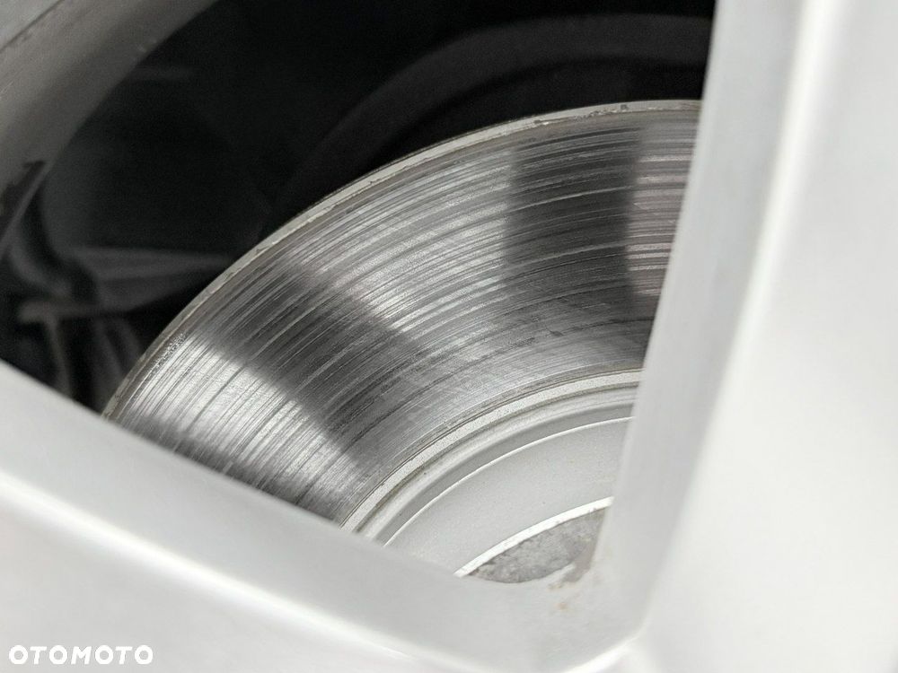 Mercedes-Benz Klasa C - 15