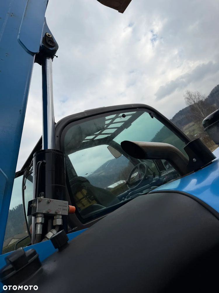 Manitou MT932 Ładowarka Teleskopowa 9m wysuw!  UDŹWIG 3,2 TONY! Przebieg 2600 mtg. jak Nowa z SALONU 2016 rok z Norwegii z Gospodarstwa rolnego! Silnik DEUTZ 110 km. Aktualne Serwisy w Dekra. Nowy Model sterowane wszystko z 1 dżojstika. Widły i łyżka. Ani deka luzu czy wycieku. OKAZJA! Jazda REWERS + 4 biegi. Skręt 3 tryby. - 8