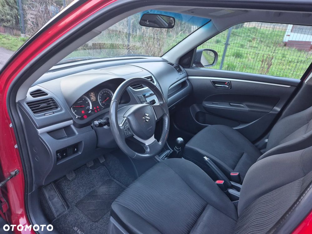 Suzuki Swift - 15