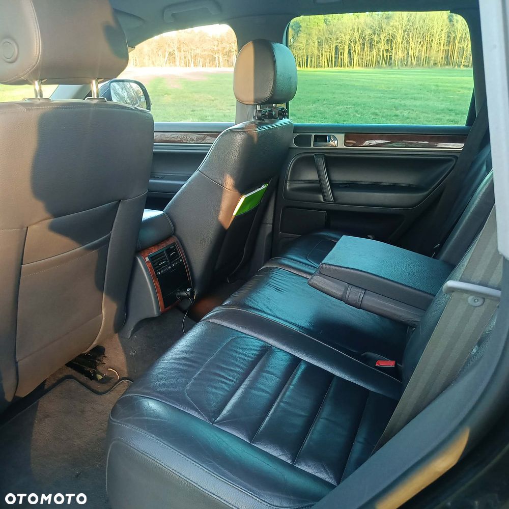 Volkswagen Touareg 3.0 V6 TDI DPF Perfect Tiptr - 14