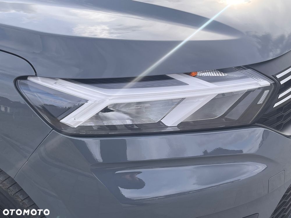 Dacia Sandero TCe 90 Essential - 9