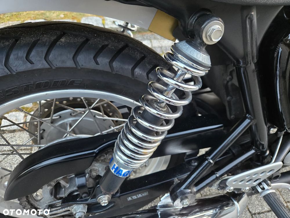 Triumph Thruxton - 30