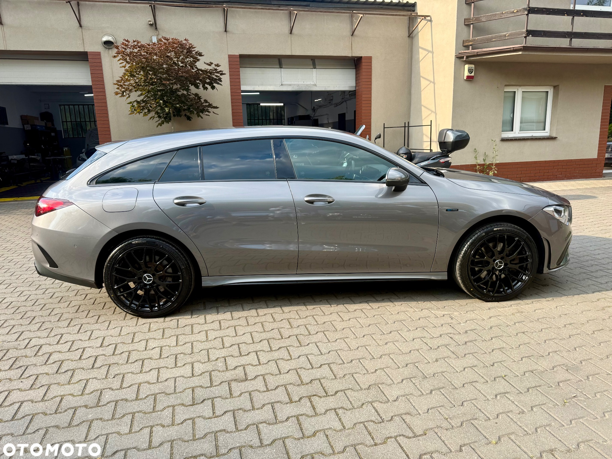 Mercedes-Benz CLA 250 e Shooting Brake 8G-DCT Edition AMG Line - 13