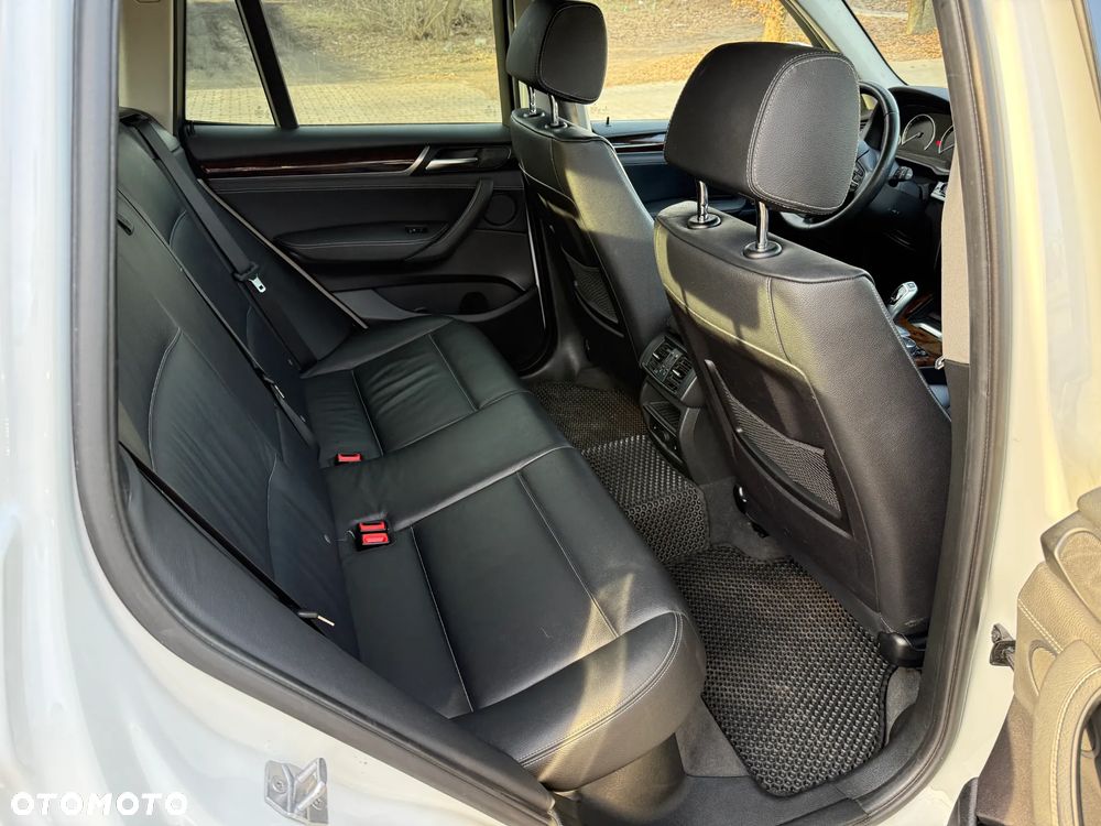 BMW X3 28i xDrive - 13