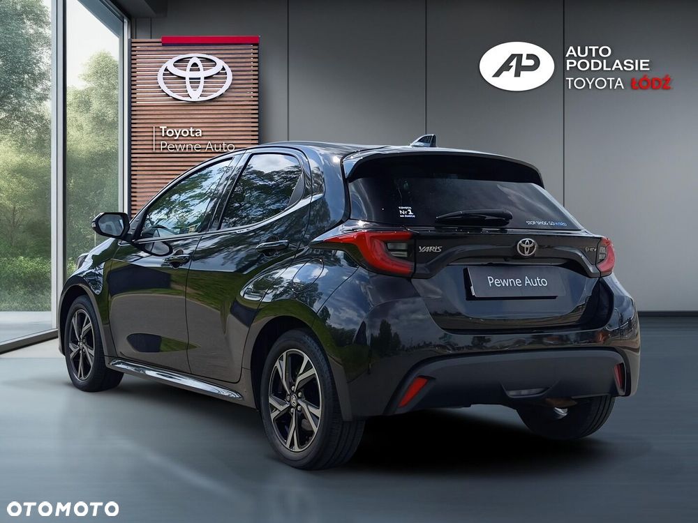 Toyota Yaris Hybrid 1.5 Style - 6