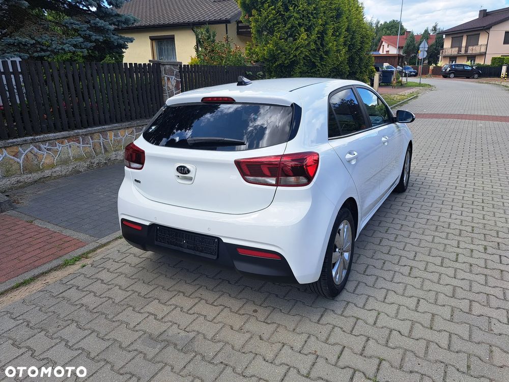 Kia Rio 1.2 L Business Line - 7
