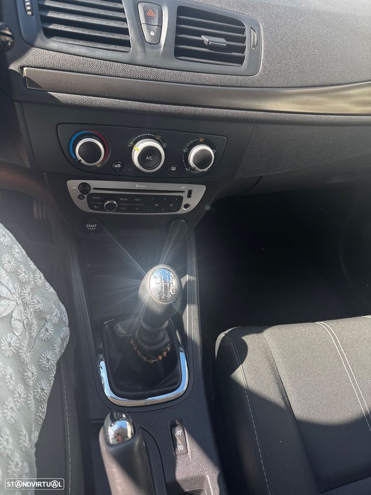 Renault Mégane Sport Tourer 1.5 dCi Zen - 14
