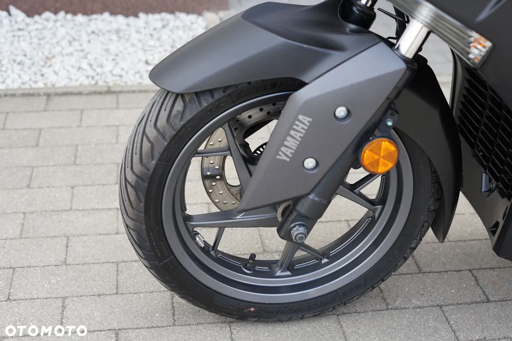 Yamaha X-max - 29