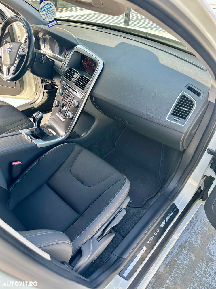 Volvo XC 60 D4 VEA Start-Stop Momentum - 13