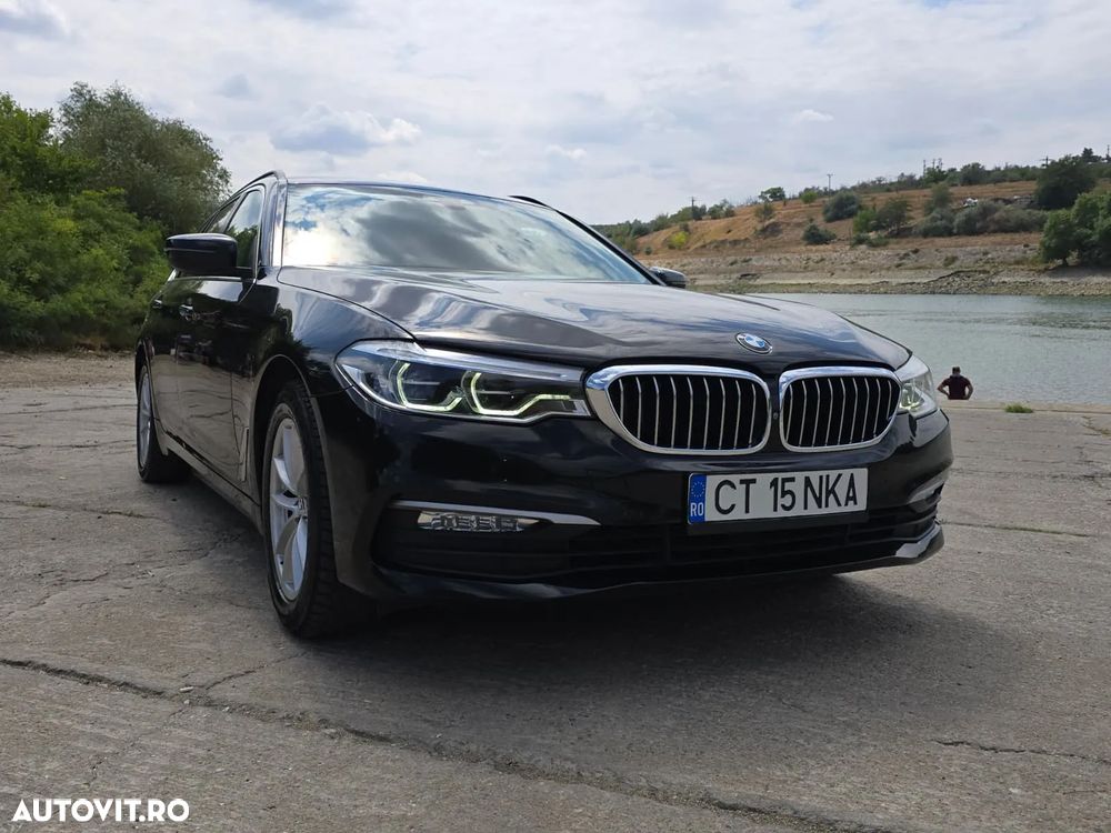 BMW Seria 5 520d Touring Aut. Luxury Line - 2
