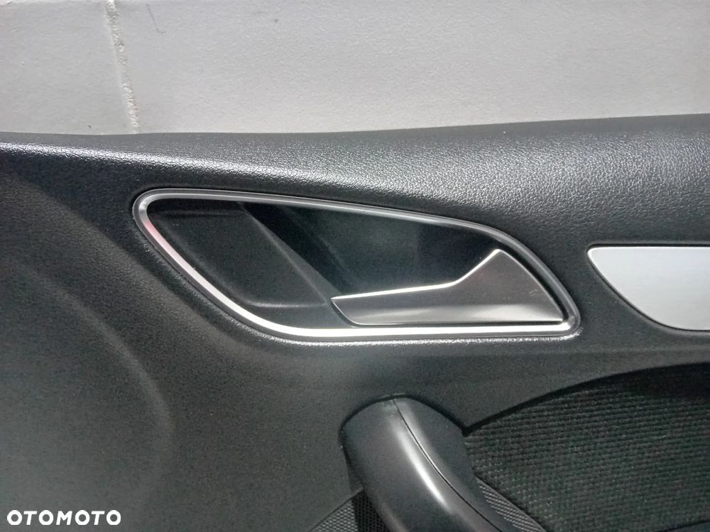 boczek drzwi prawy przód Audi Q3 2015 - 3
