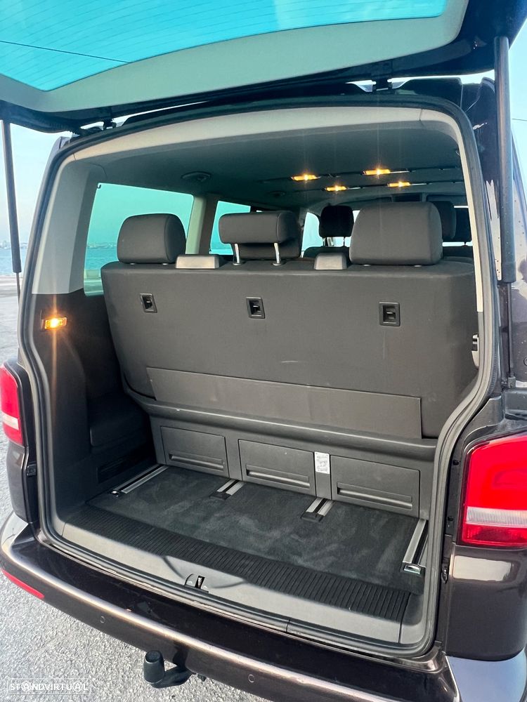 VW Multivan 2.0 TDi 114 Confortline Longa BlueMotion - 13