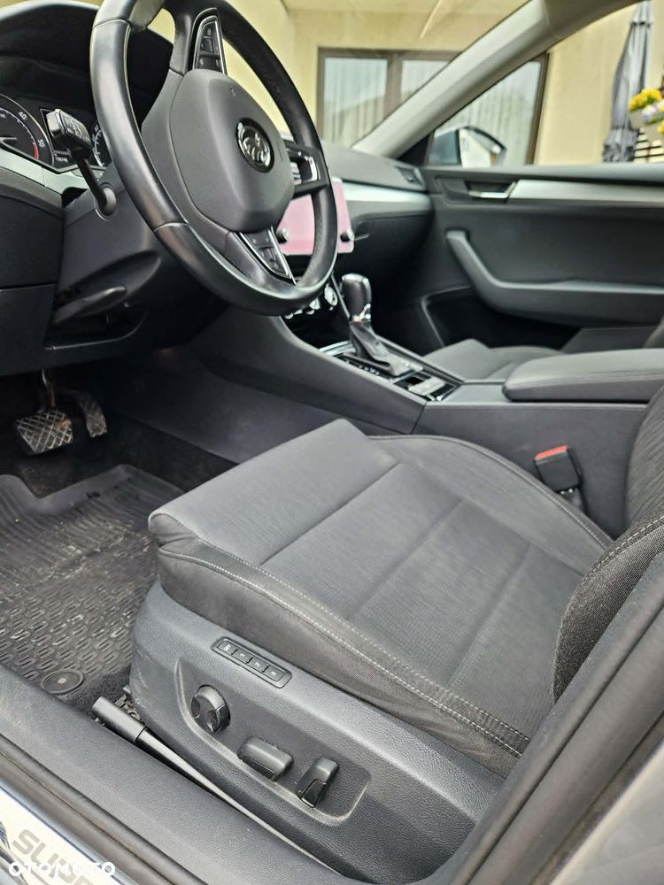 Skoda Superb 2.0 TDI Ambition DSG - 7