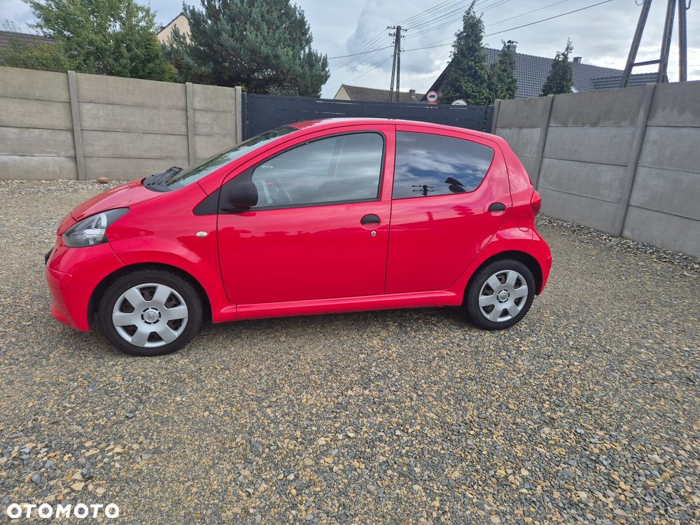 Toyota Aygo - 4